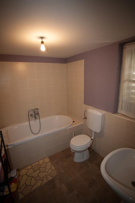 Holiday Home Mihovilovic Premantura Szoba fotó